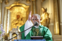 2013-06-23_Parafia_Mikolajewice_msza_sw_godz_12_00__UZ9R4209_S2.jpg