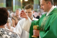 2013-06-23_Parafia_Mikolajewice_msza_sw_godz_10_00__UZ9R3884_S2.jpg