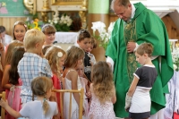2013-06-23_Parafia_Mikolajewice_msza_sw_godz_12_00__UZ9R4105_S2.jpg